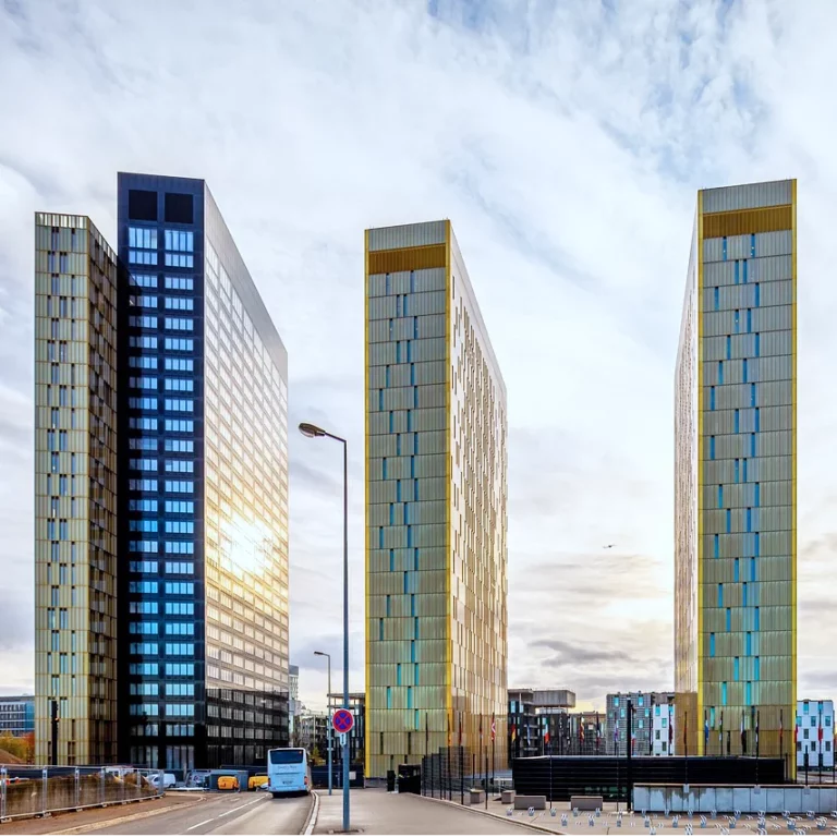 C-250/25 Like v Google