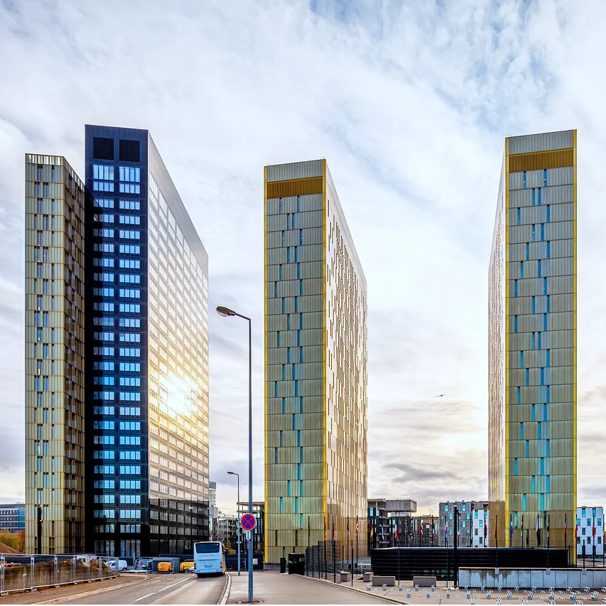 C-250/25 Like v Google